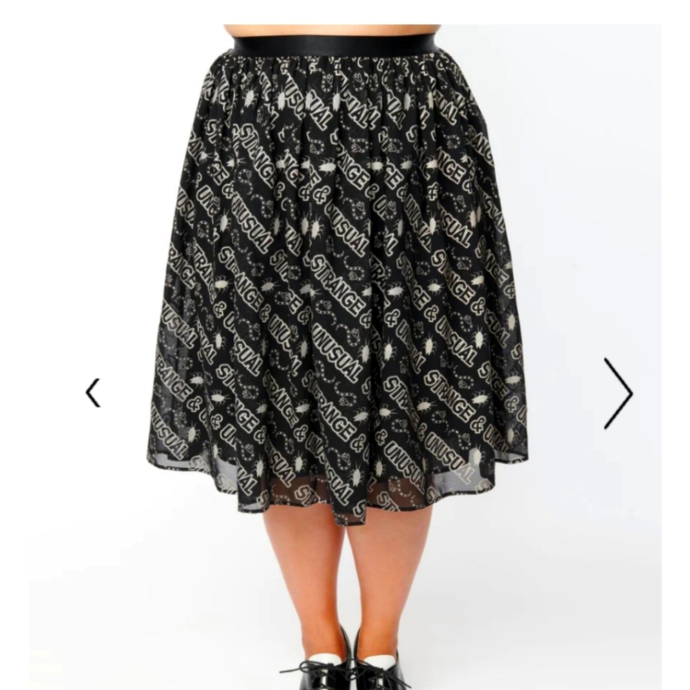 Unique vintage Beetlejuice midi skirt